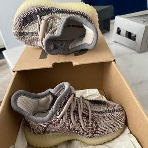 Infant Yeezy Boost Shoes